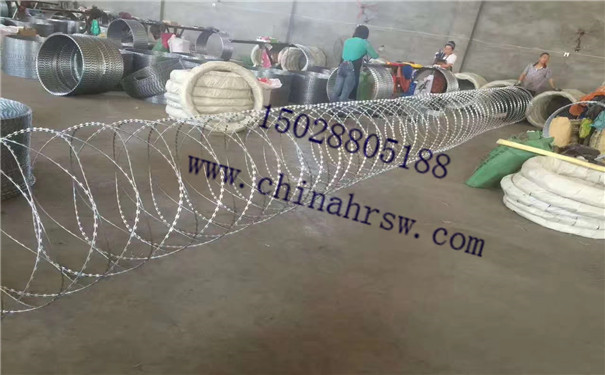 刺丝滚笼